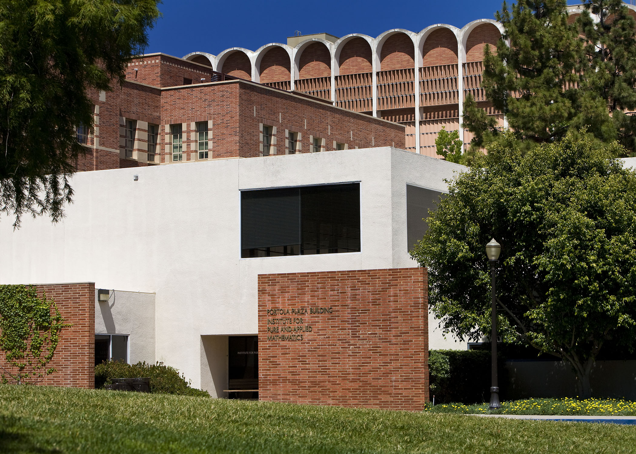 Research in Industrial Projects for Students (RIPS) 2014 - IPAM